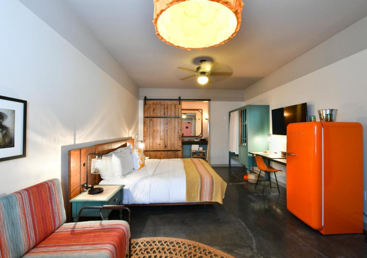 Texican Court, By Valencia Collection Hotel Irving